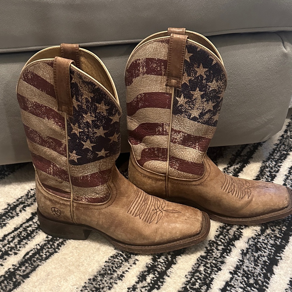 Ariat Brown American Flag Cowboy Boots